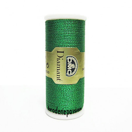 Fil à broder Diamant de DMC - coloris vert émeraude D699