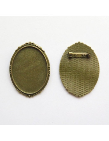 Broche ovale coloris bronze antique - 47 x 35 mm