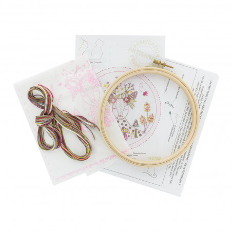 Kit de broderie traditionnelle "Biche oh ma biche !" de Un Chat dans l'aiguille
