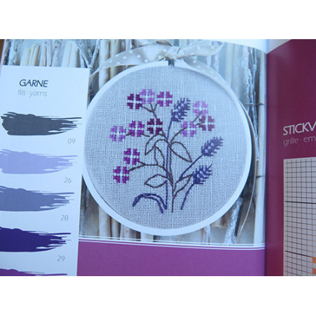 Brochure Zweigart - Bloomy - motifs en broderie traditionnelle