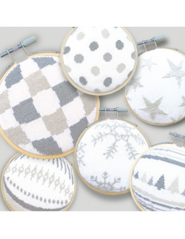 Lili Points - Les Boules de Noël 1 - Fiche de broderie au point de croix compté