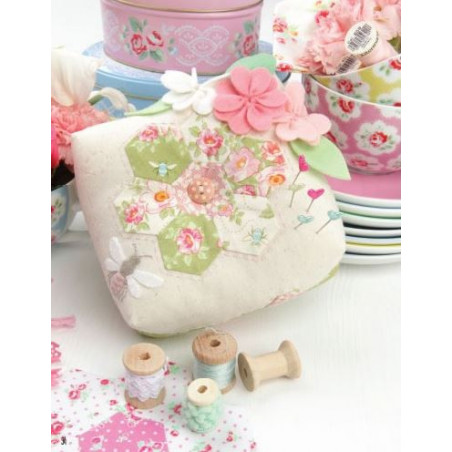 Livre - Jolies cousettes en feutre & en tissu