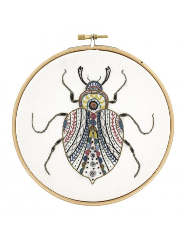 Kit de broderie traditionnelle "Barnabé le scarabée" de Un Chat dans l'aiguille