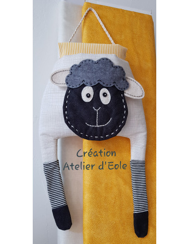L'Atelier d'Éole - Déco à suspendre... le mouton - kit de couture