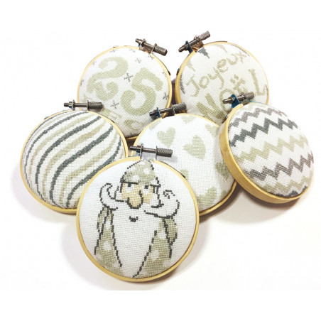 Lili Points - Les Boules de Noël 3 - Fiche de broderie au point de croix compté