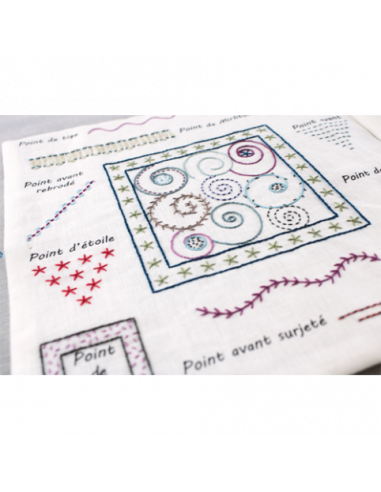 Kit de broderie traditionnelle "Cahier de broderie - Points de broderie" de Un Chat dans l'aiguille