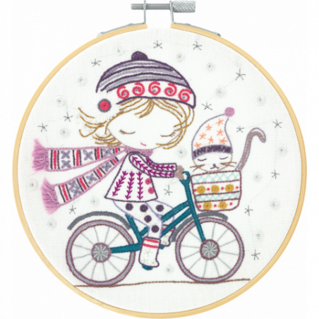 Kit de broderie traditionnelle "Quand Salomé se promène à vélo" de Un Chat dans l'aiguille