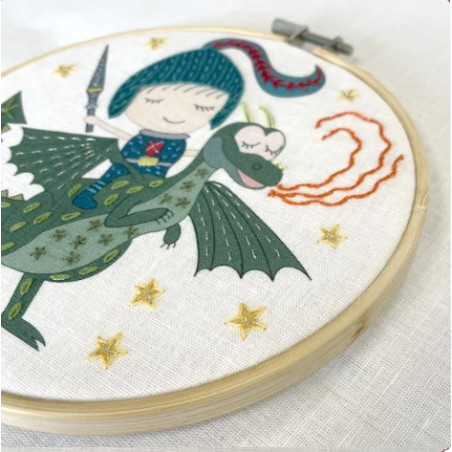 kit-enfant-dragon-chat-aiguille-broderie-passion