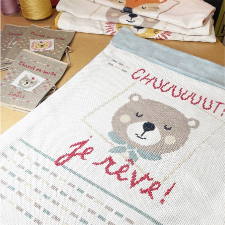 Lili Points - Plaid Bébé Ourson - Fiche de broderie au point de croix compté