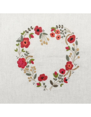 Kit de broderie traditionnelle "Rouge coquelicots (Cœur à broder de Juin)" de Un Chat dans l'aiguille