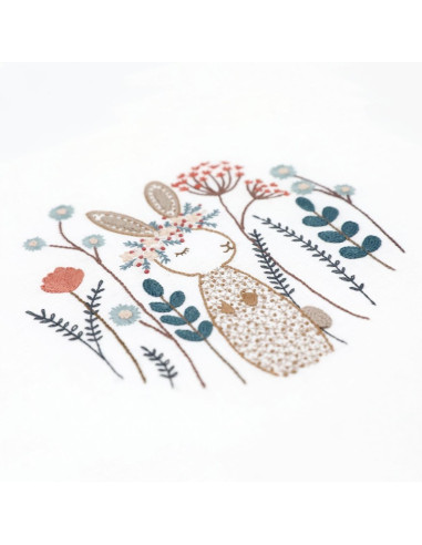 Kit de broderie traditionnelle "Céléstine la lapine" de Un Chat dans l'aiguille