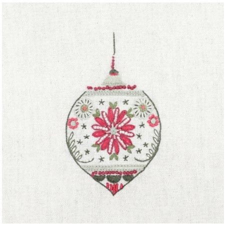 Kit de broderie traditionnelle "Boule enchantée" de Un Chat dans l'aiguille