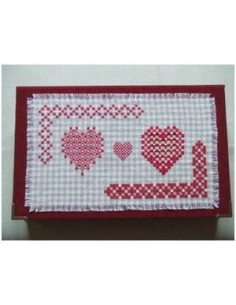 Nathalie Trois - Boite broderie suisse et hardanger